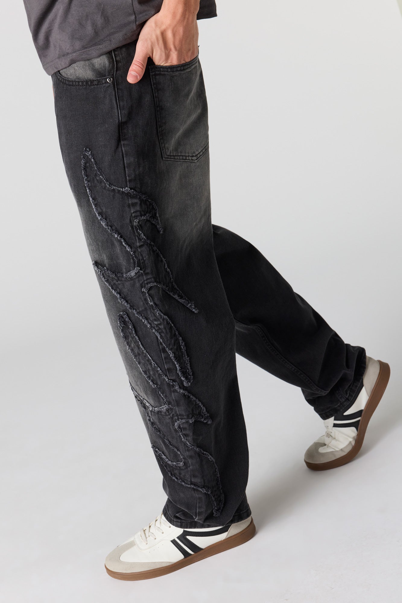 Ripped Light Baggy Jean