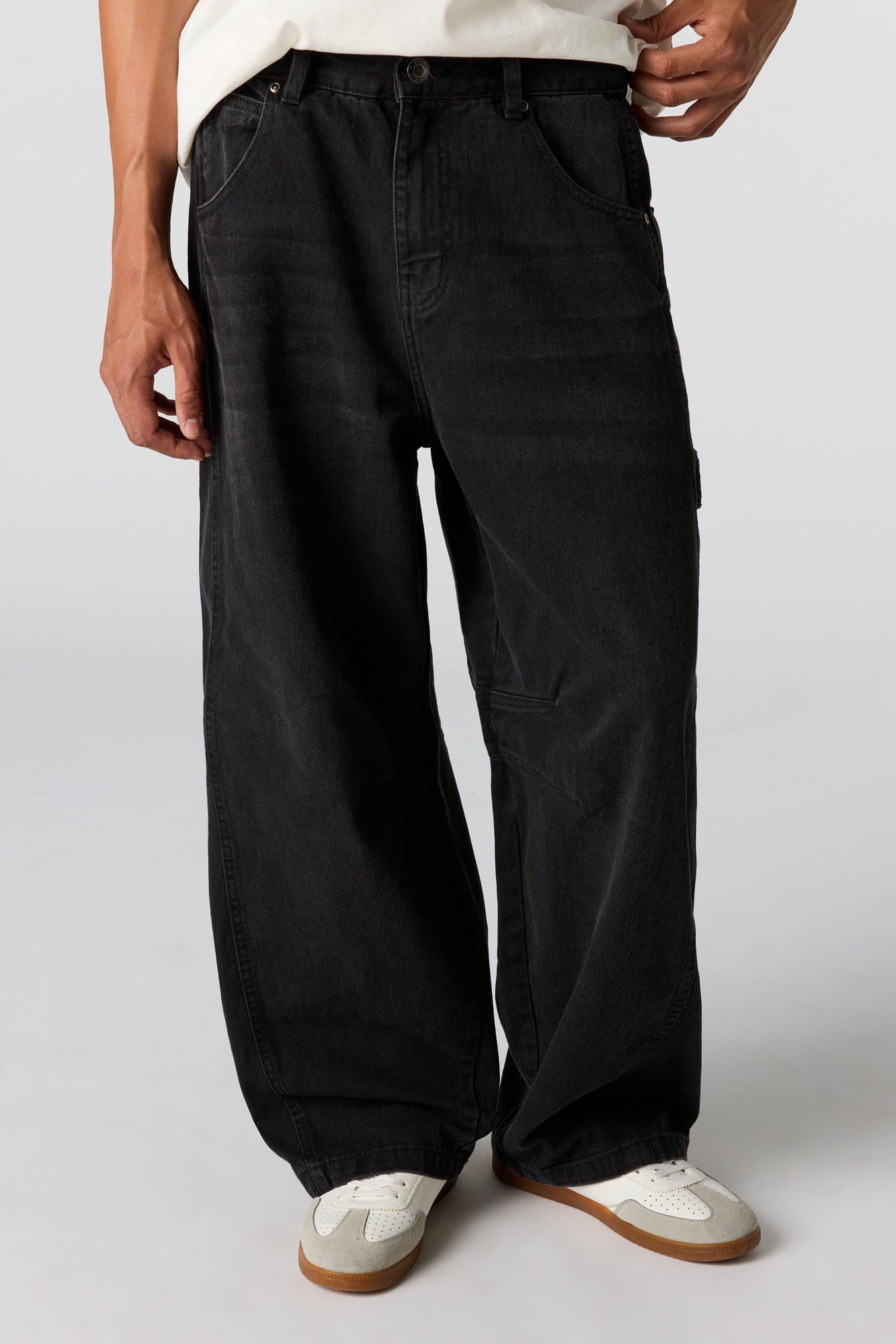 Balloon Leg Carpenter Jean