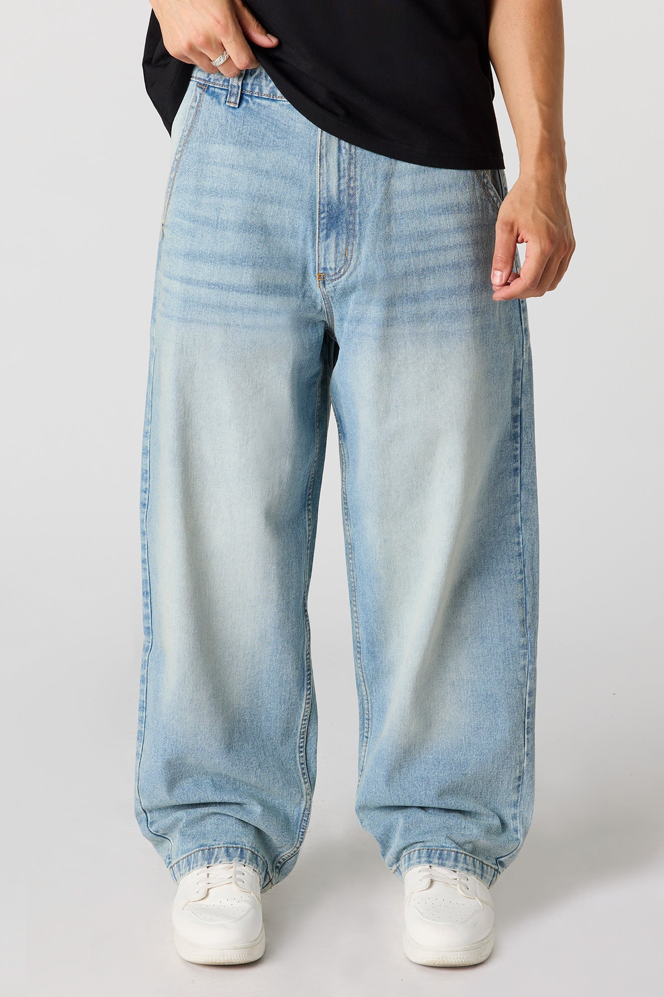 Baggy Washed Light Jean