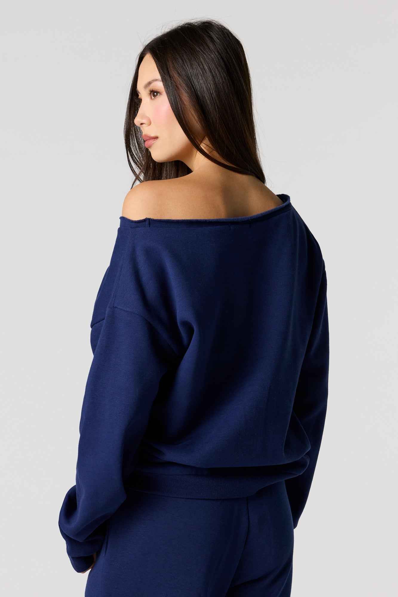 Nature Embroidered Off Shoulder Fleece Sweatshirt