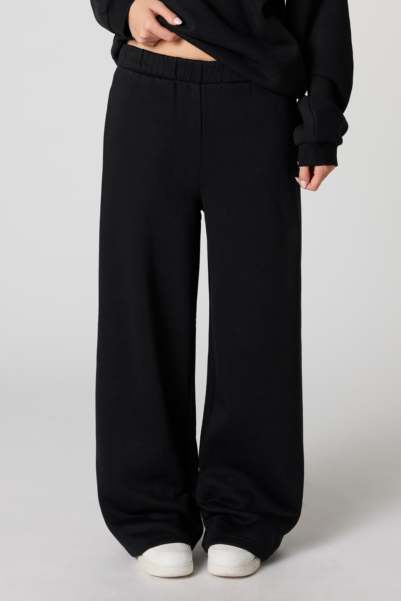 Wide Leg Fleece Sweatpant