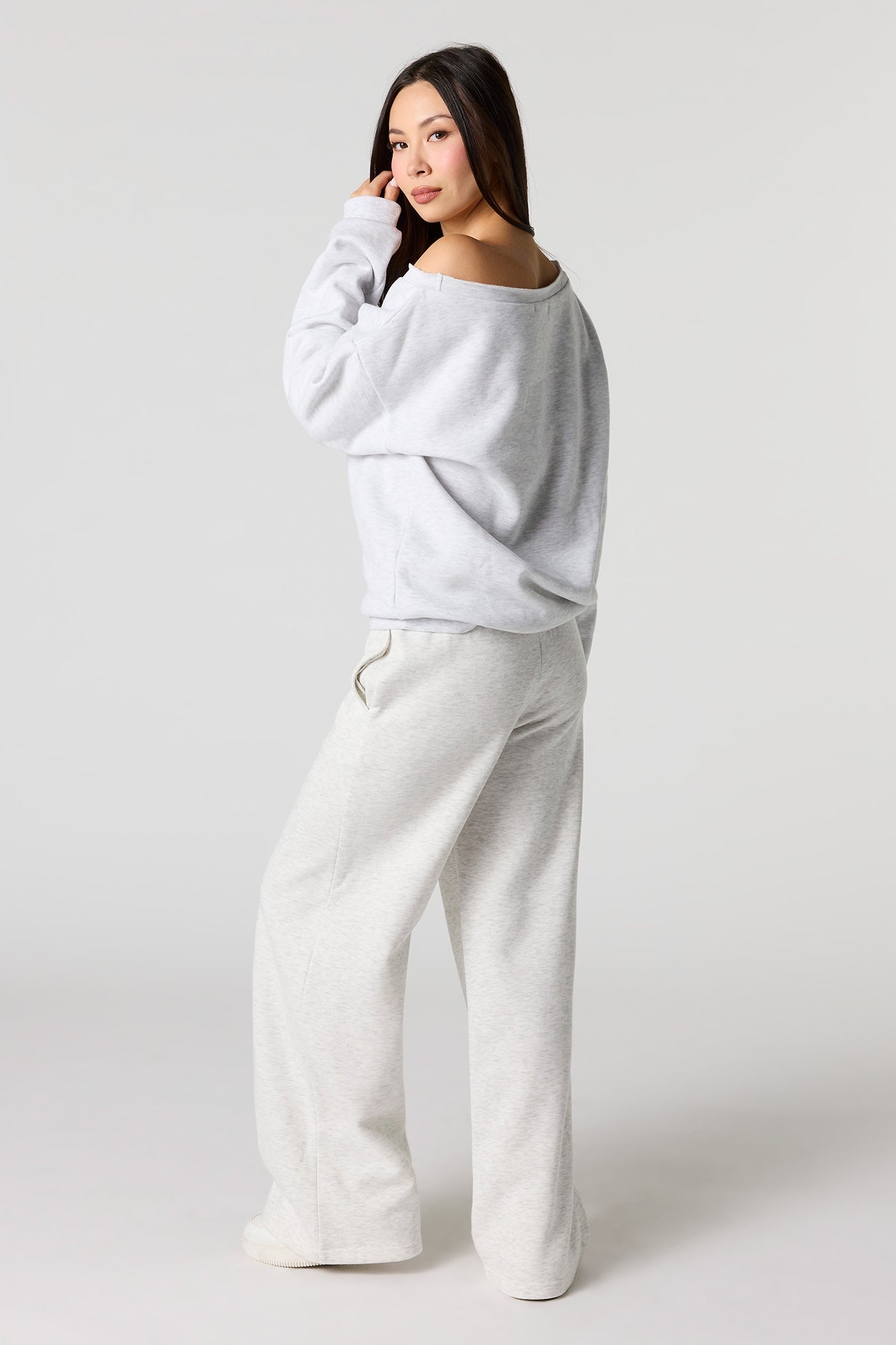 Wide Leg Fleece Sweatpant