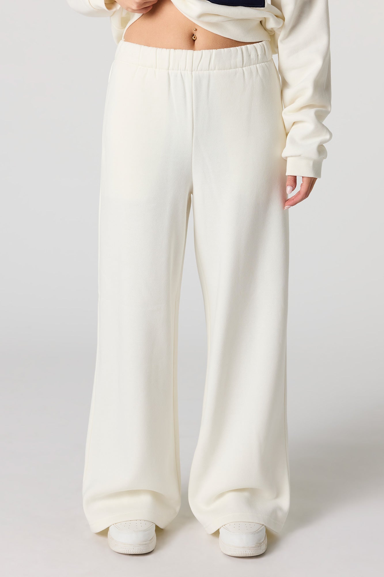 Wide Leg Fleece Sweatpant
