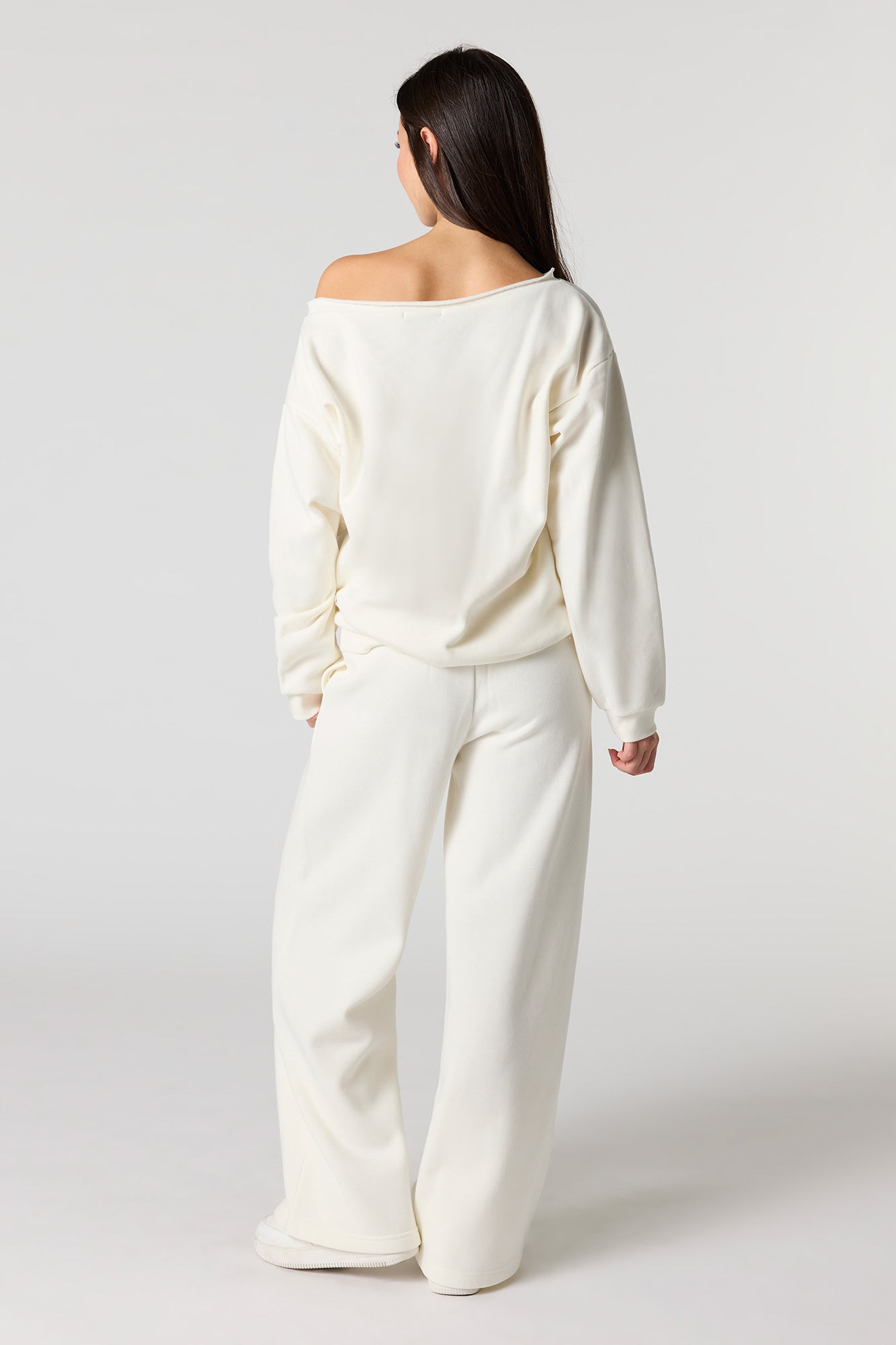 Wide Leg Fleece Sweatpant