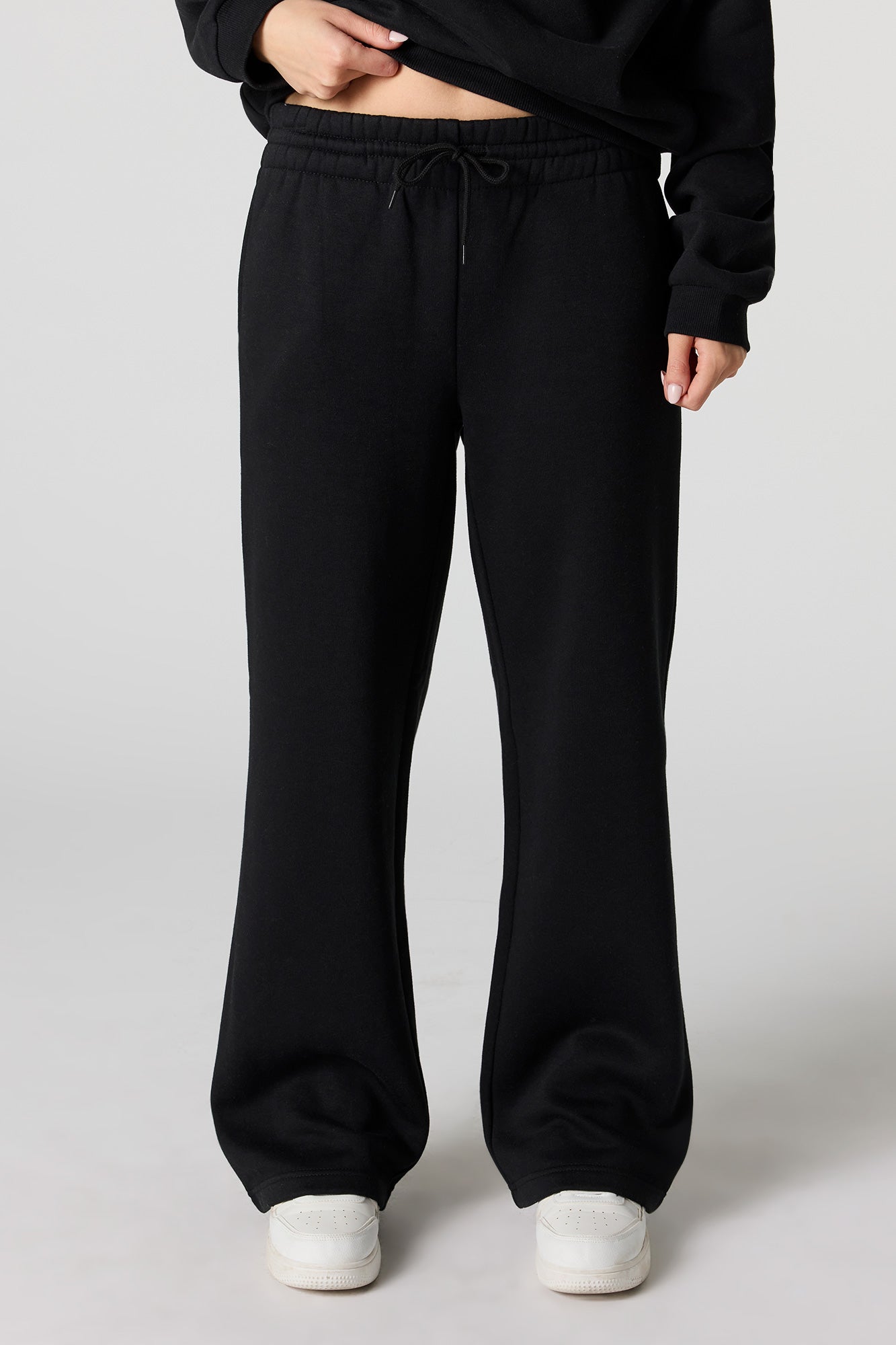 Straight Leg Fleece Sweatpant