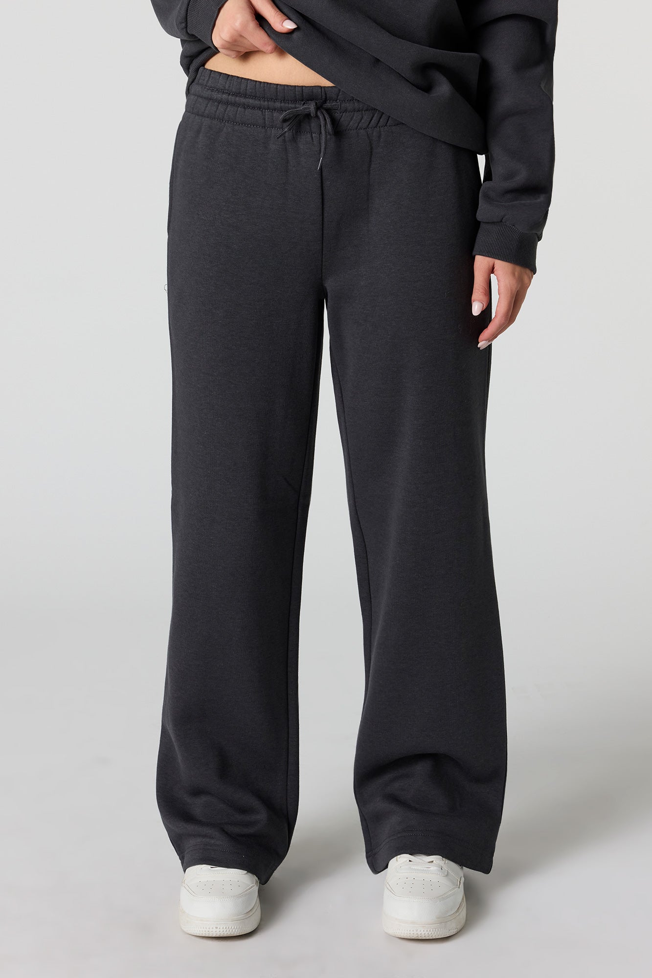 Straight Leg Fleece Sweatpant
