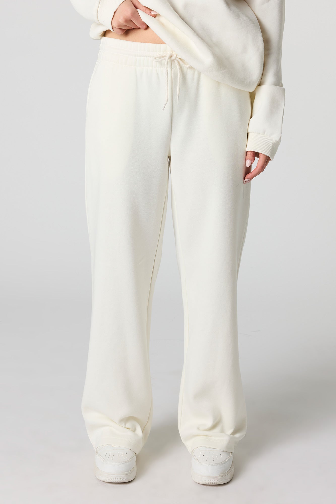 Straight Leg Fleece Sweatpant