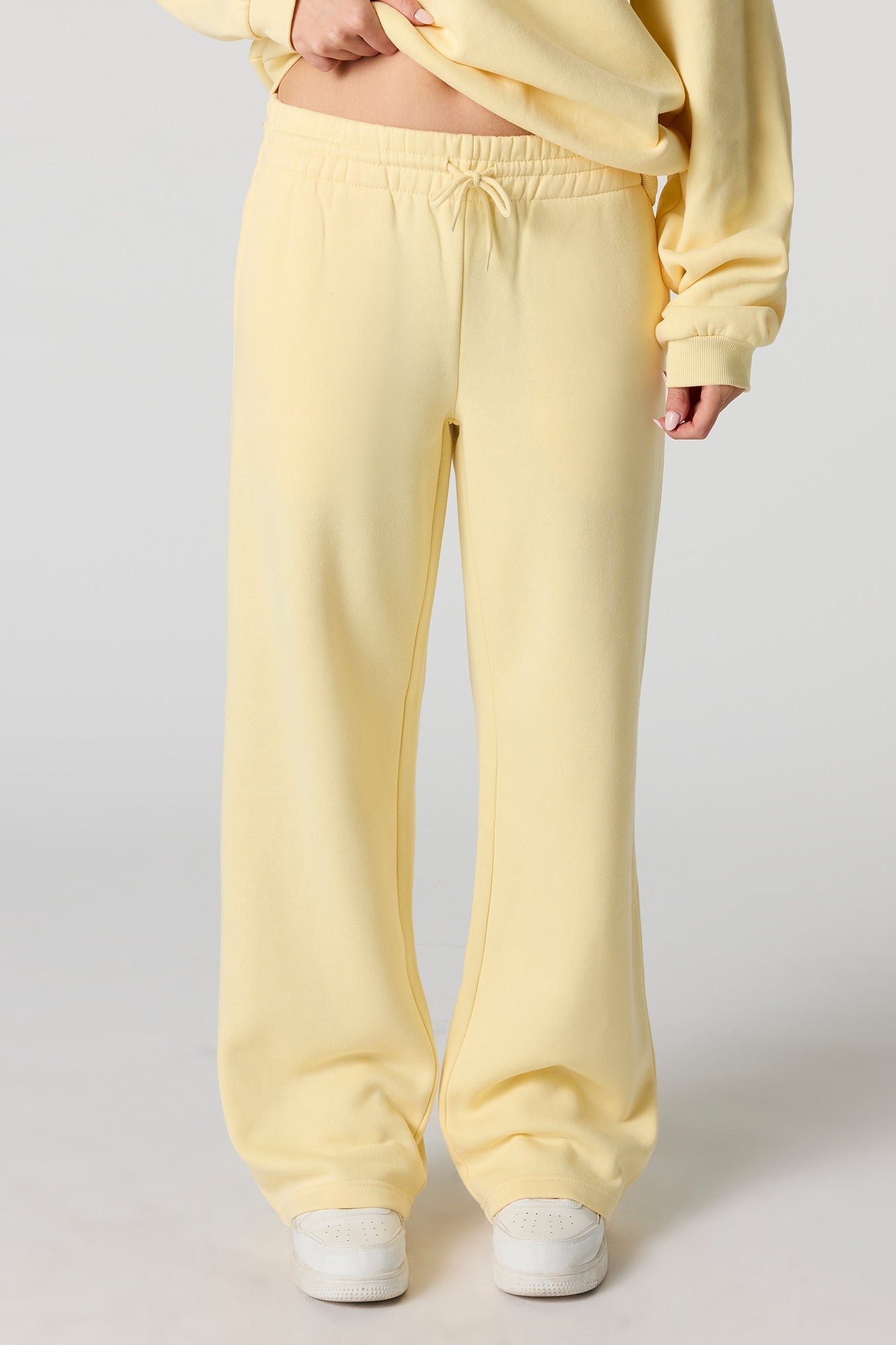 Straight Leg Fleece Sweatpant