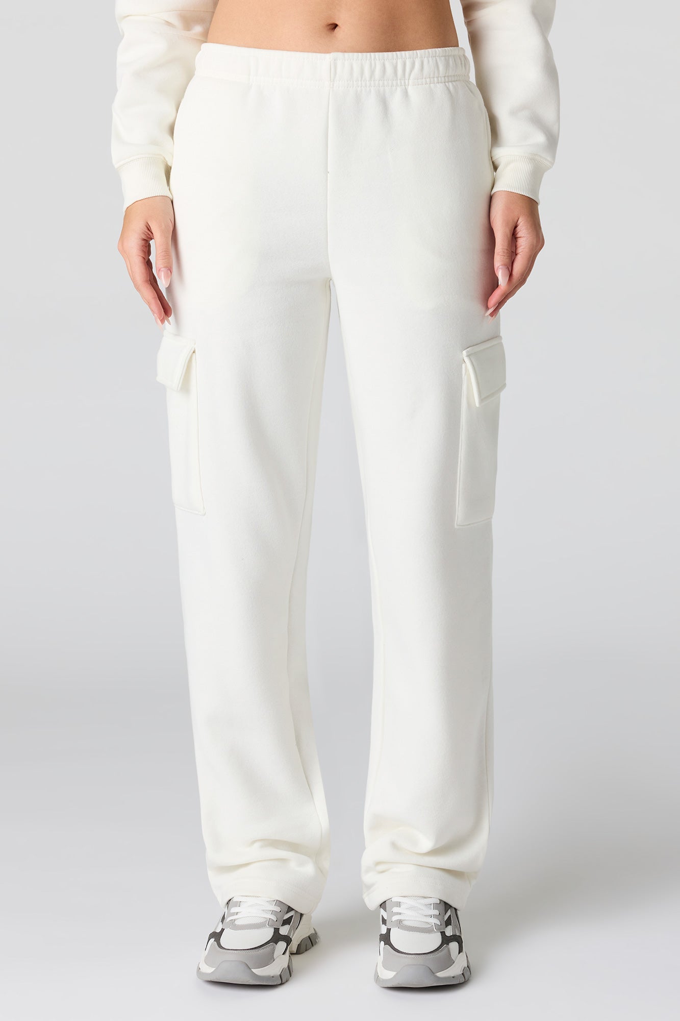 Solid Fleece Cargo Sweatpant