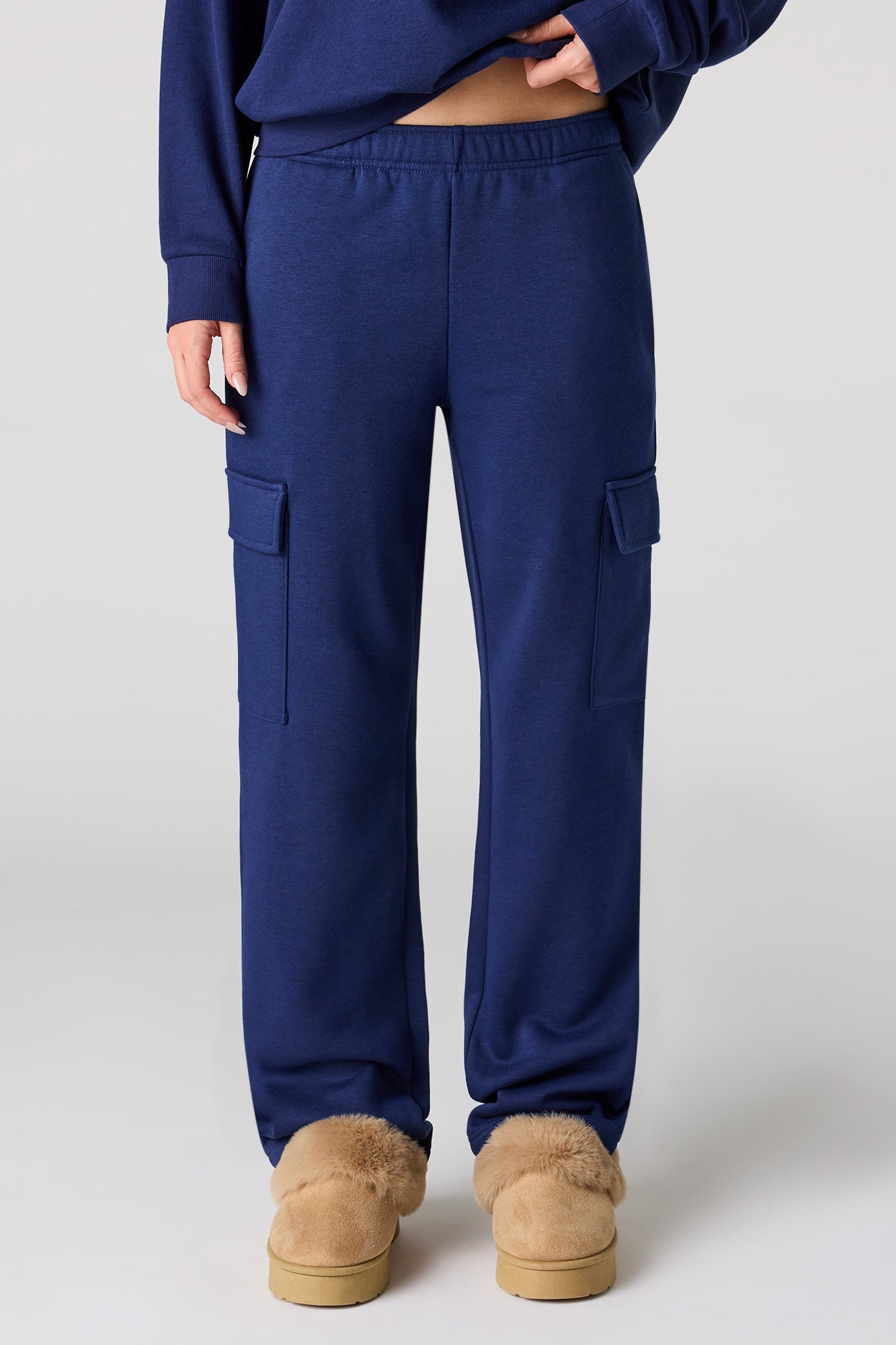 Solid Fleece Cargo Sweatpant