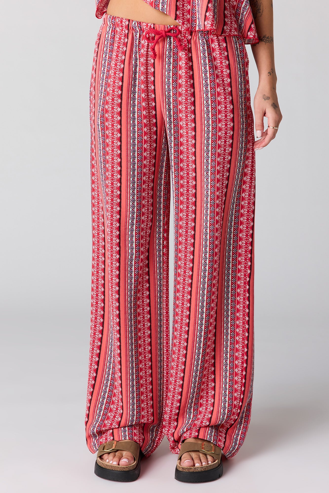 Flowy Drawstring Pant