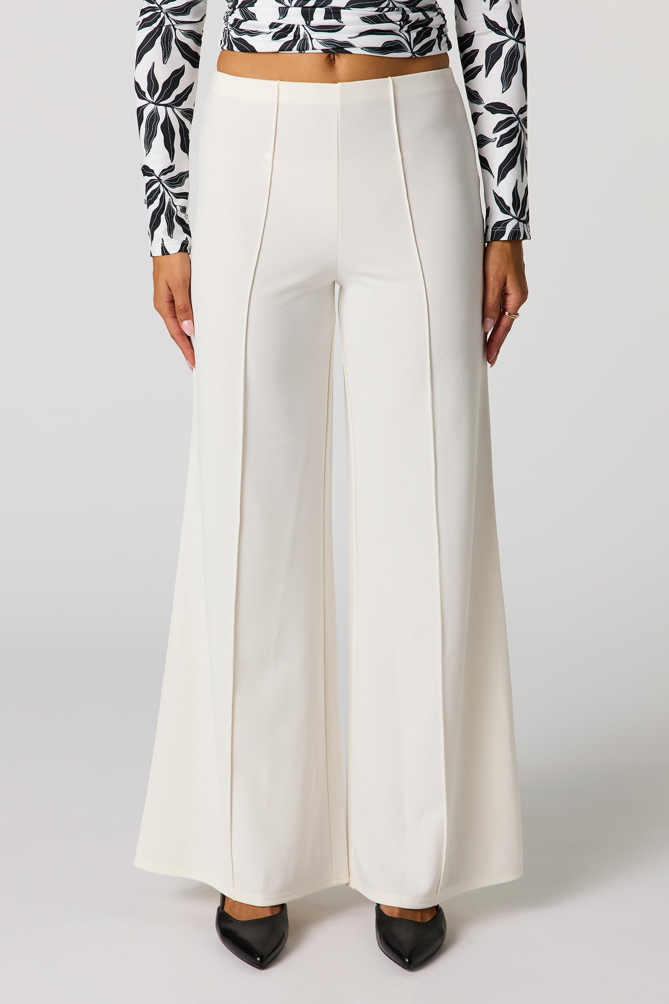 High Rise Exposed Seam Wide Leg Pant