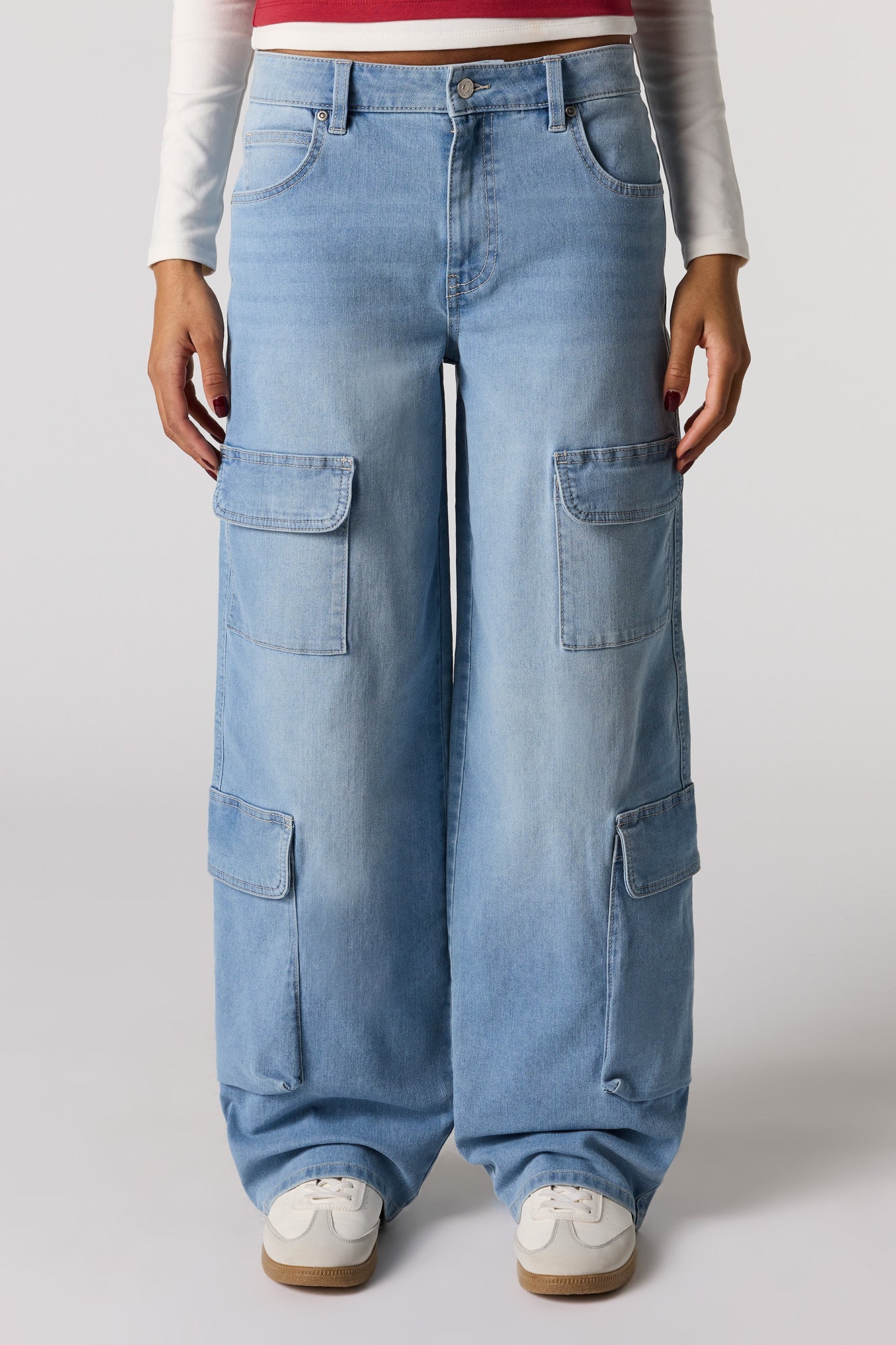Low Rise Baggy Cargo Jean
