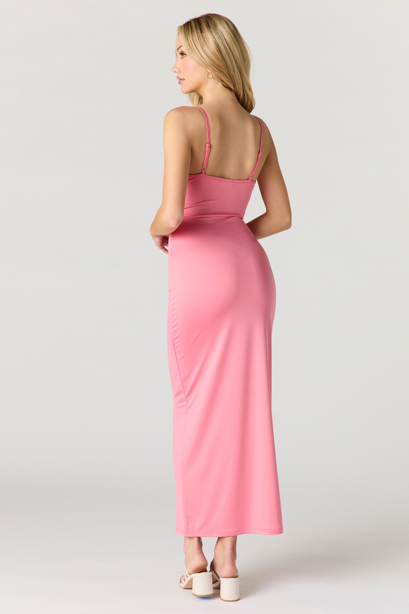 Contour Scoop Neck Maxi Dress