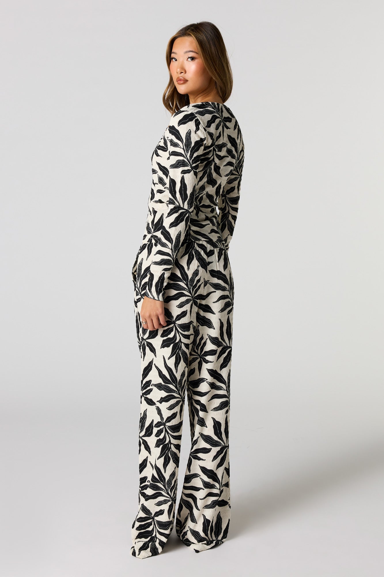 Textured Wide Leg Pant