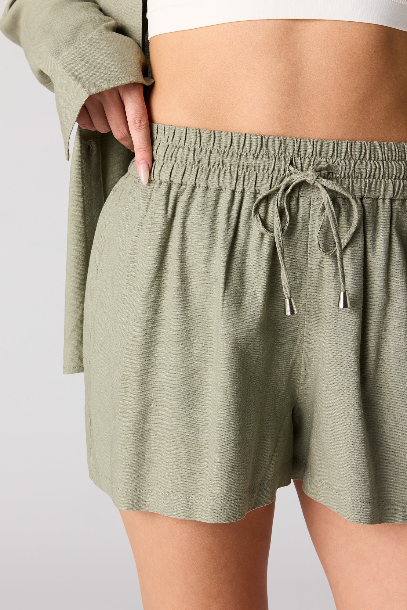 Linen-Blend Drawstring Short