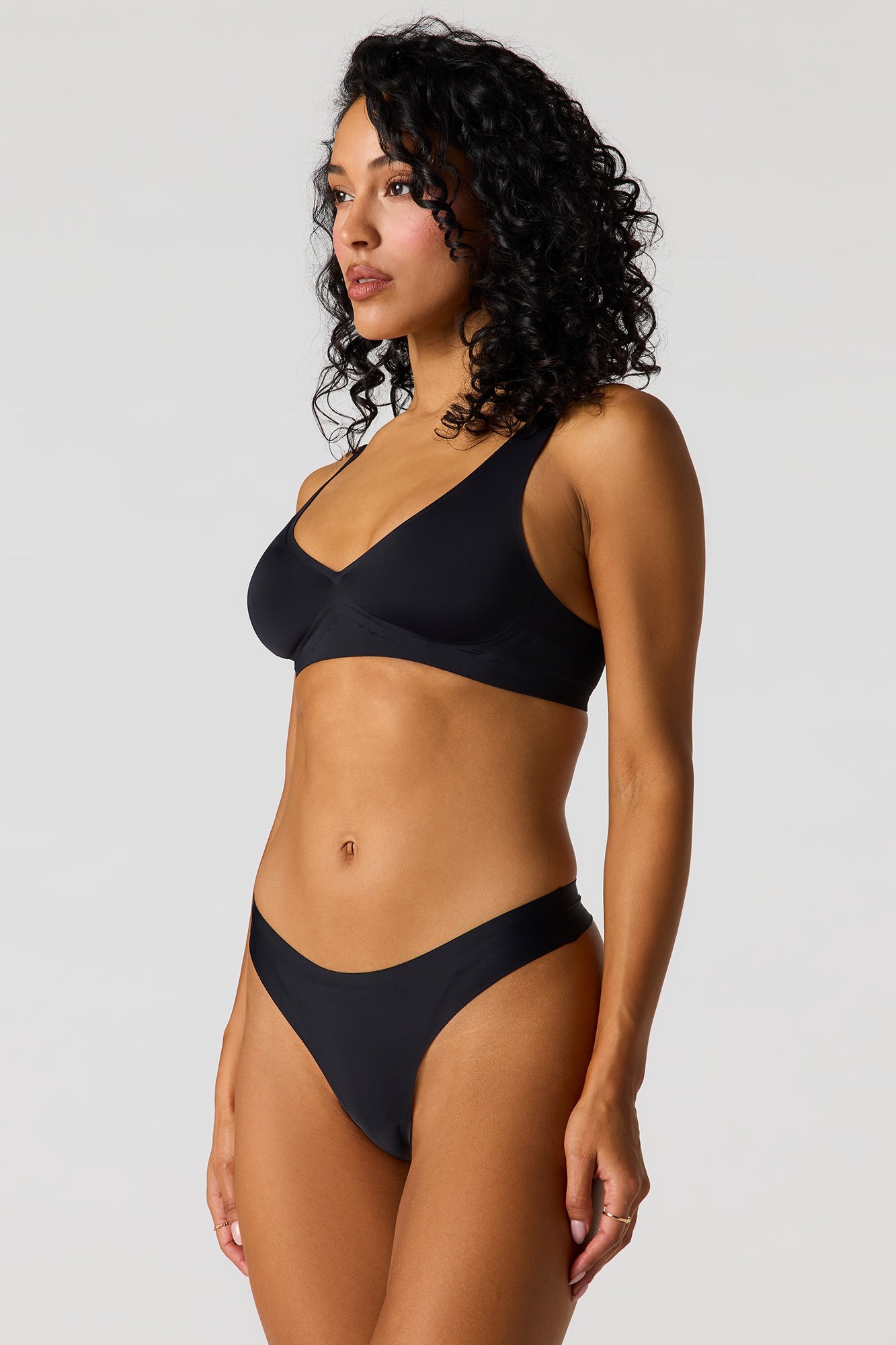 No-Show Thong Panty (3 Pack)