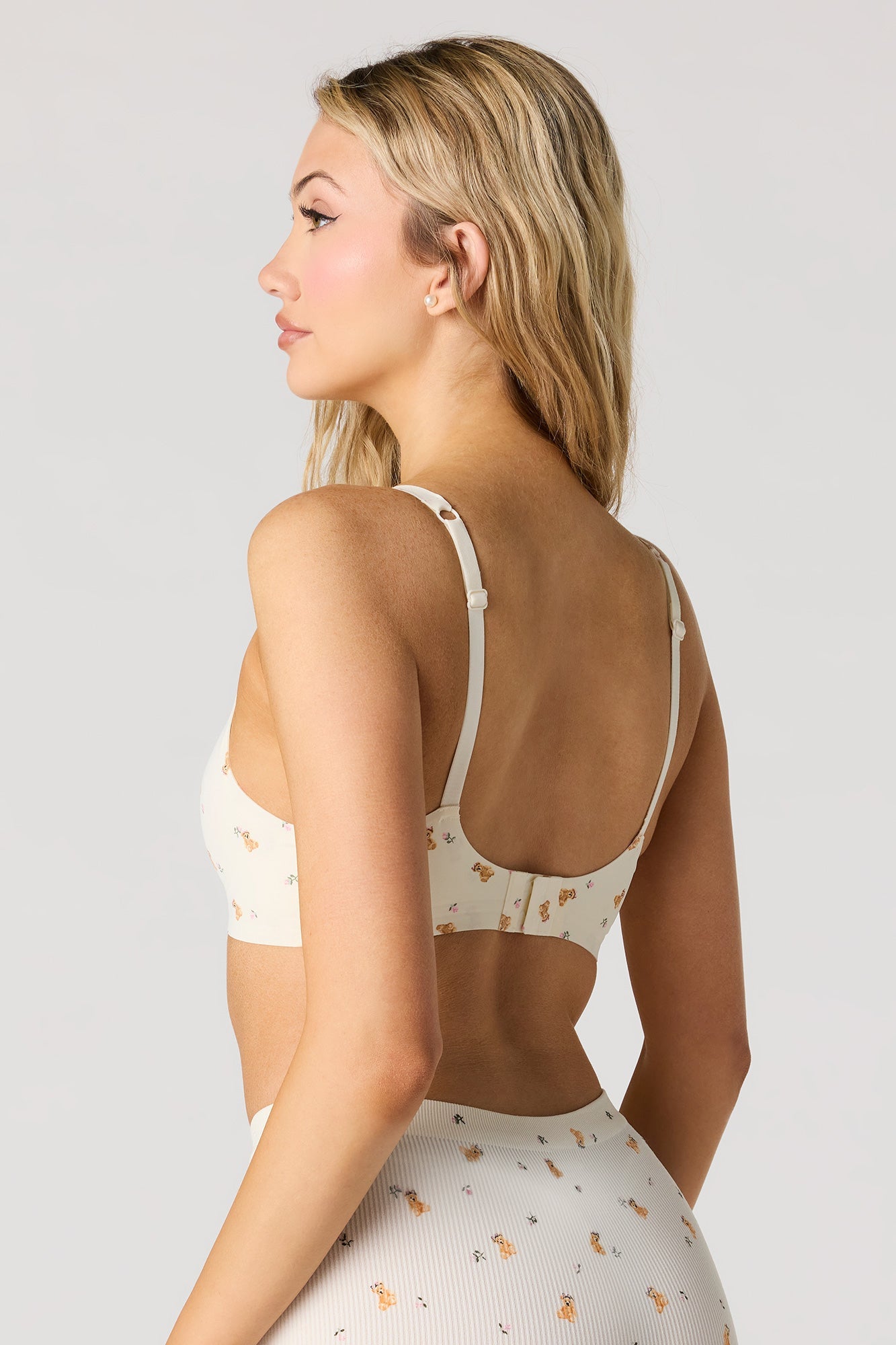 No-Show Tank Bra