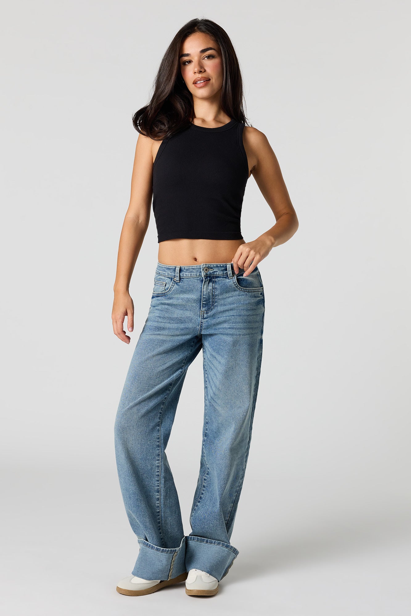 Seamless Ribbed Crew Neck Tank with Built-In Cups