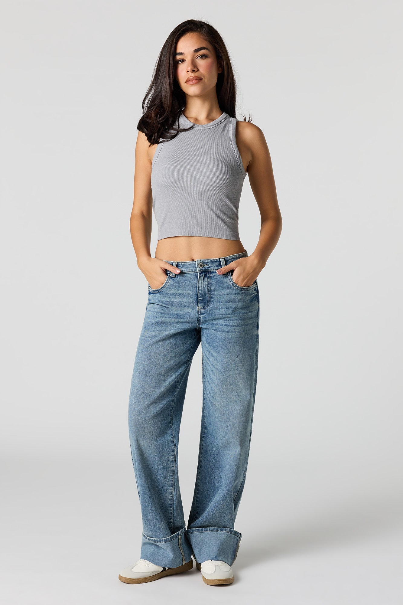 Seamless Ribbed Crew Neck Tank with Built-In Cups