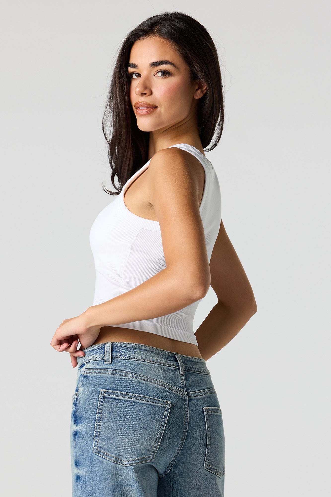 Seamless Ribbed Crew Neck Tank with Built-In Cups