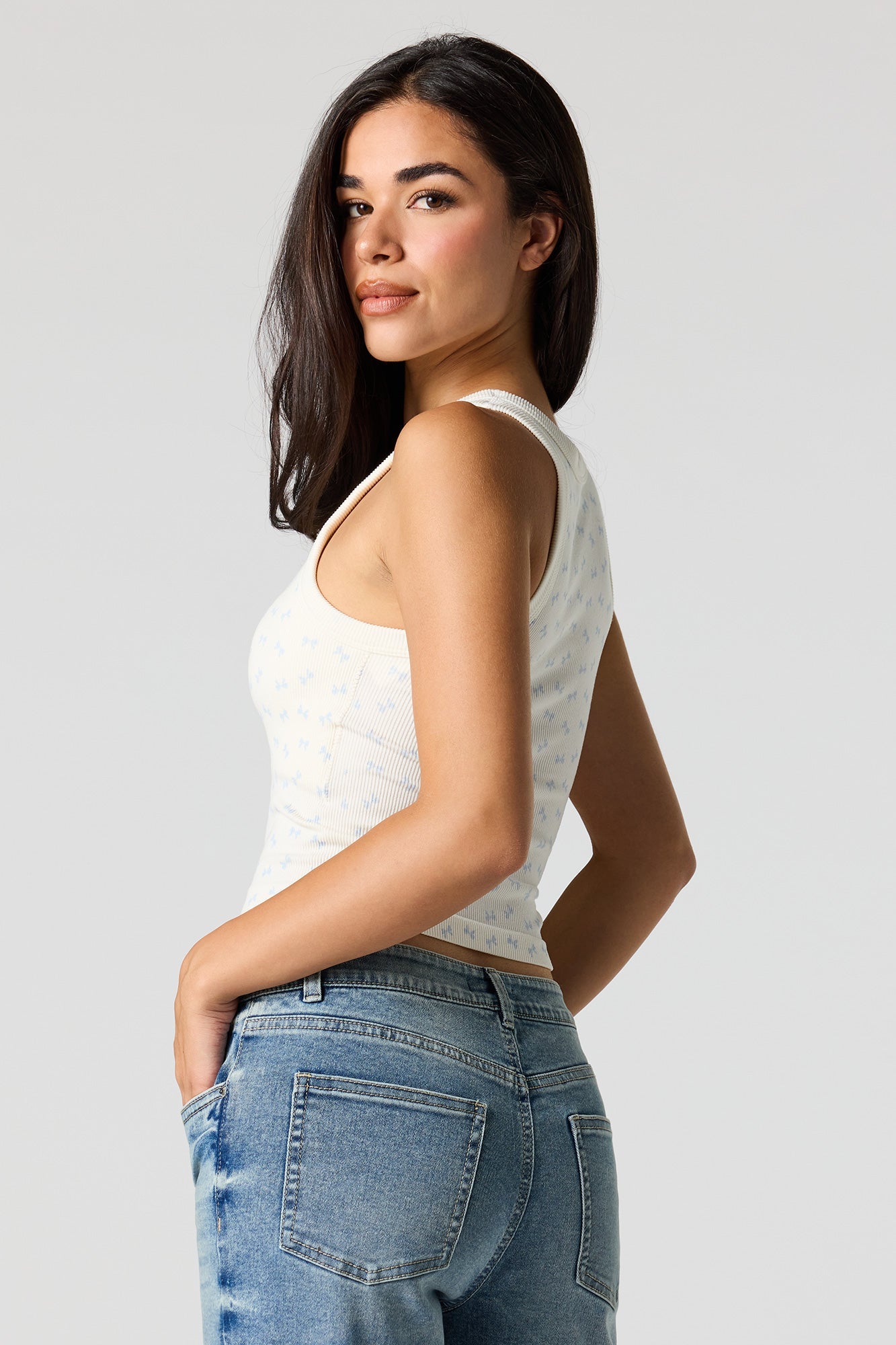 Seamless Ribbed Crew Neck Tank with Built-In Cups