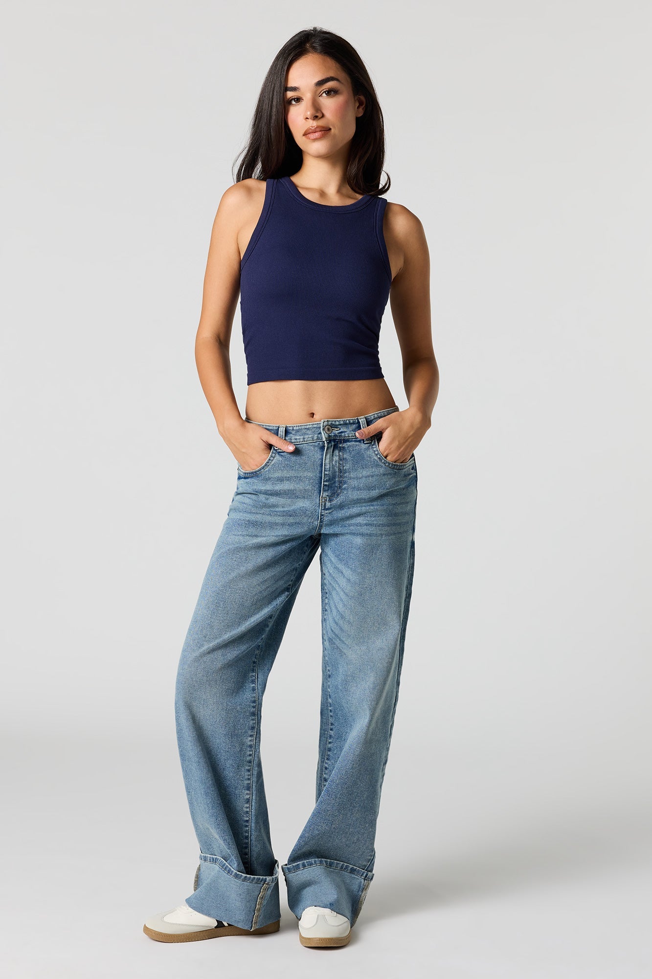 Seamless Ribbed Crew Neck Tank with Built-In Cups
