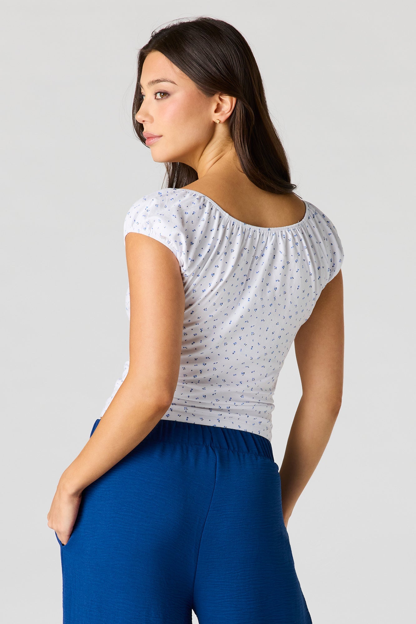 Scoop Neck Short Sleeve Top
