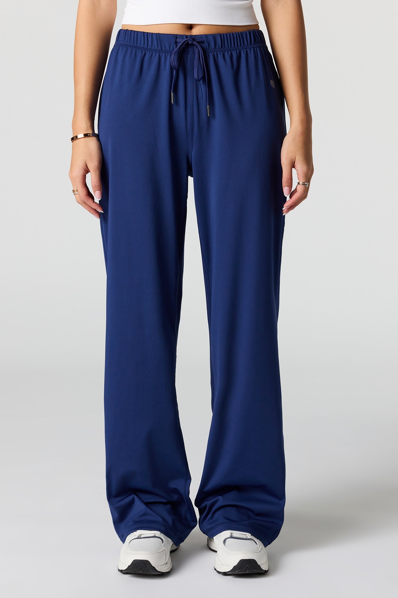 Active Straight Leg Pant