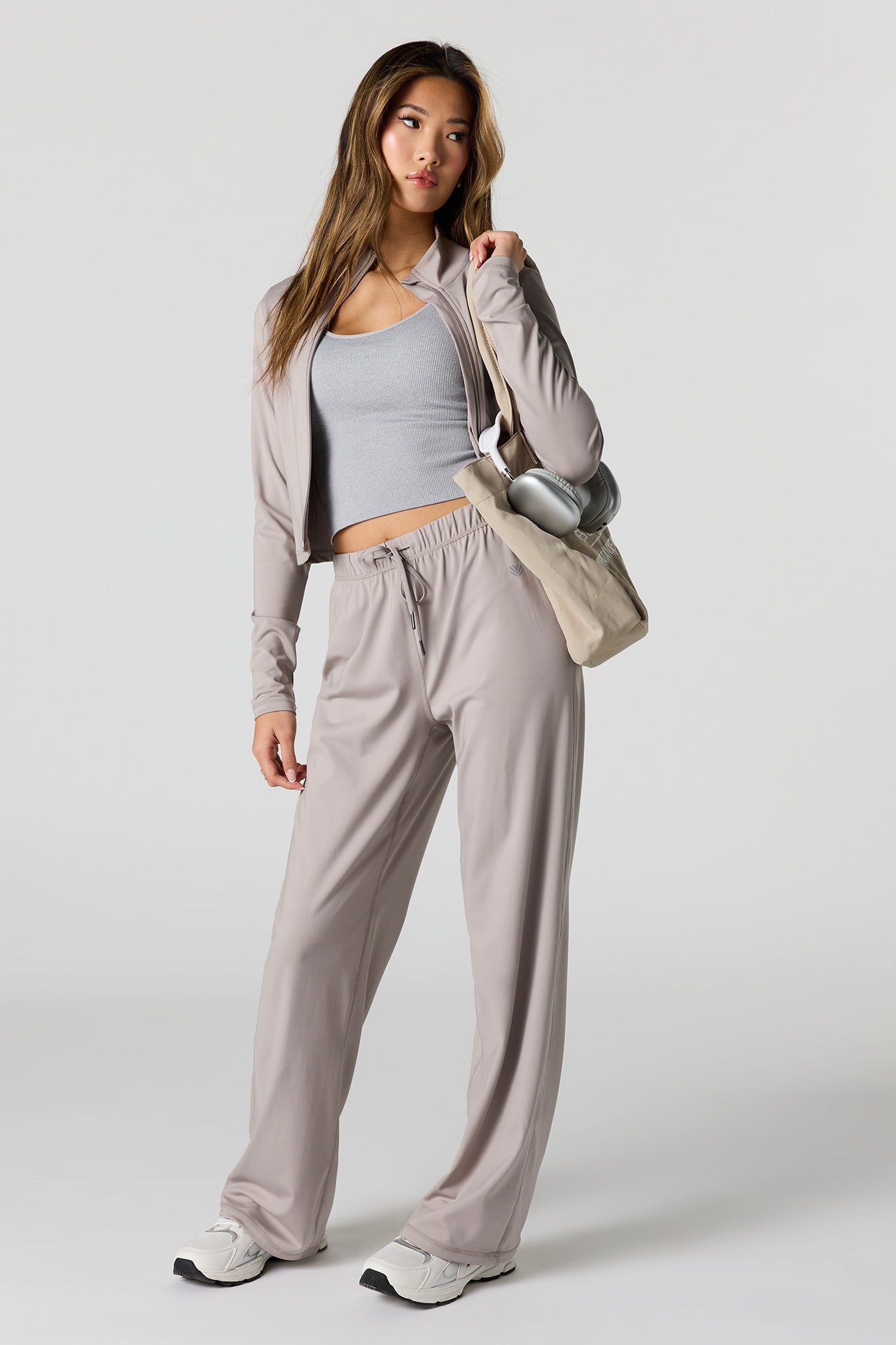 Active Straight Leg Pant