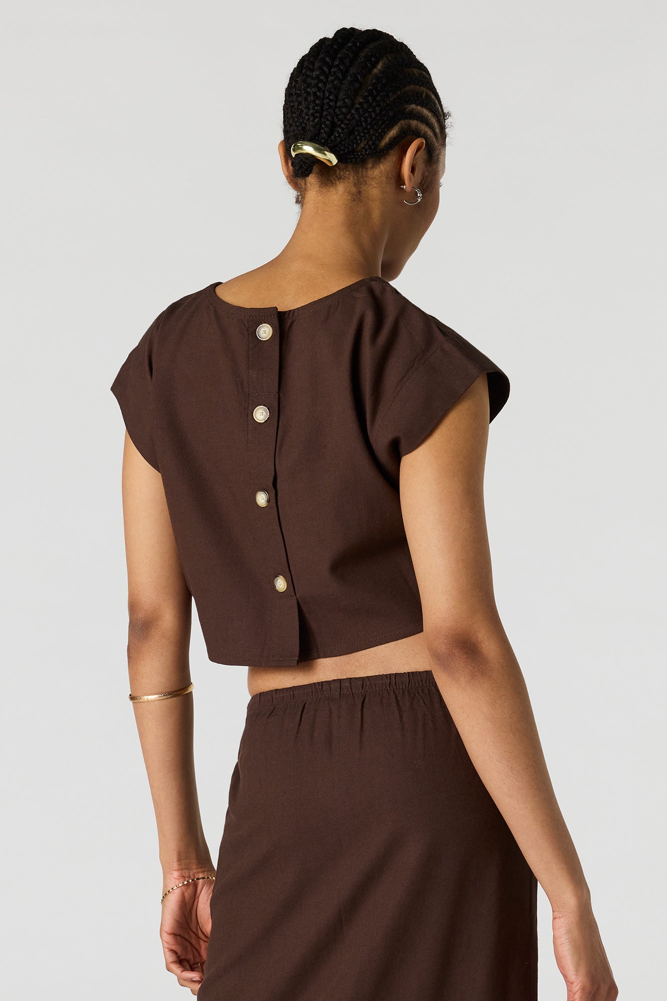 Linen-Blend Cropped Button-Up Back Top