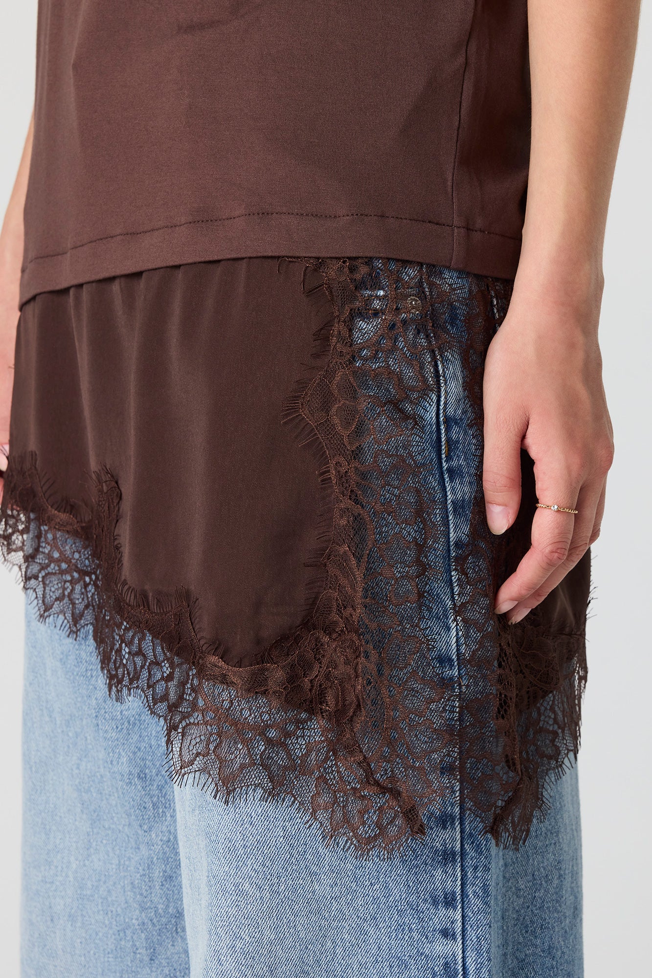 Asymmetrical Lace Hem T-Shirt