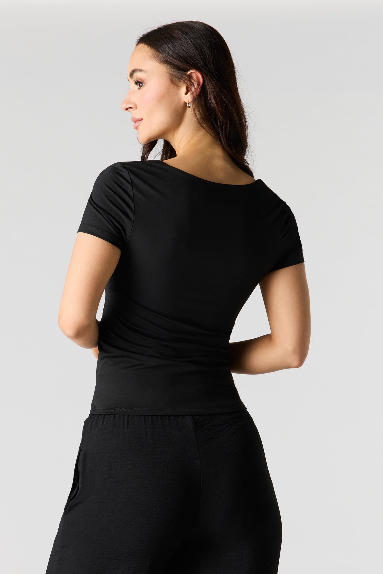 Contour Scoop Neck T-Shirt