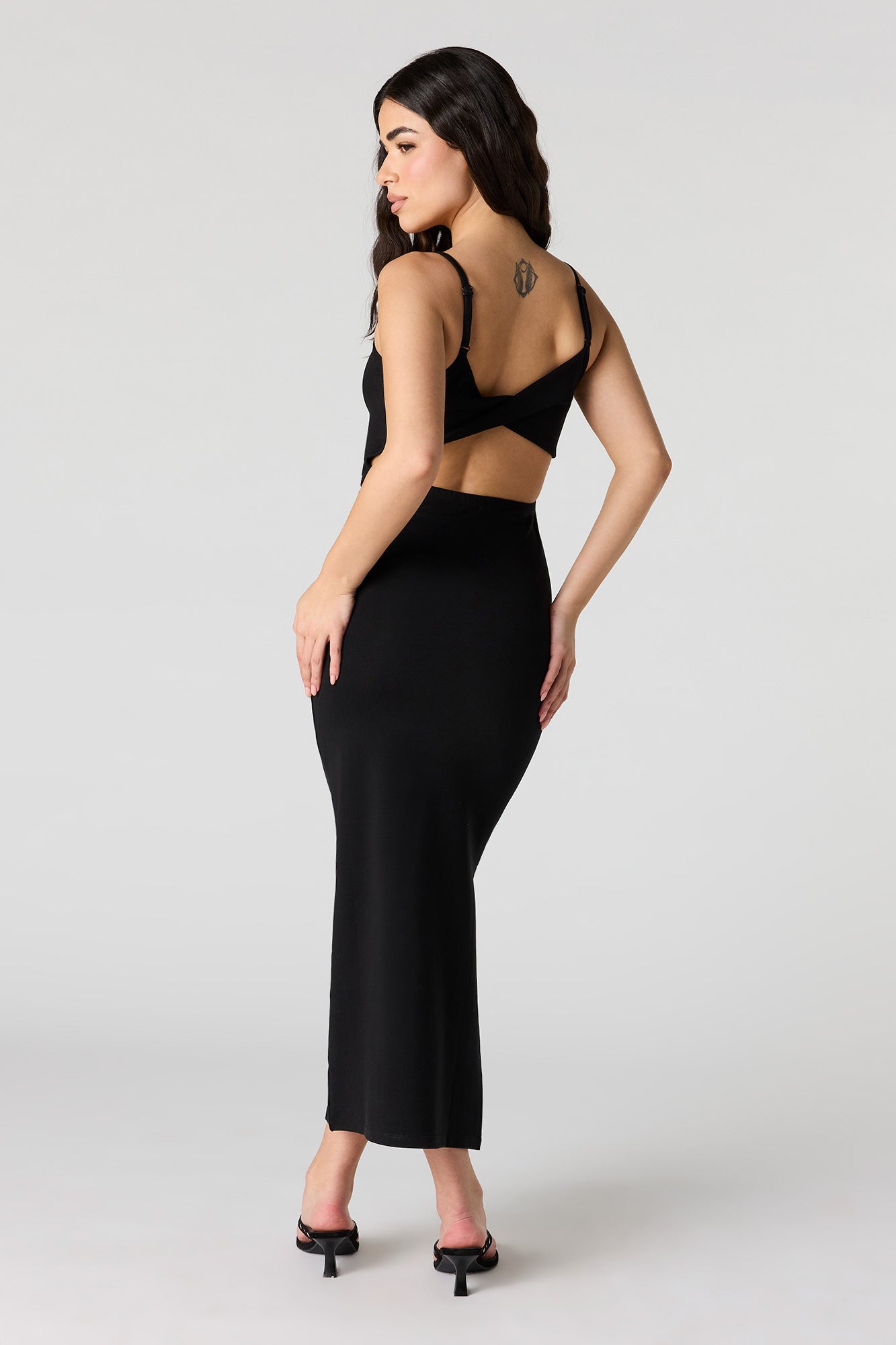 Scoop Neck Back Cutout Maxi Dress