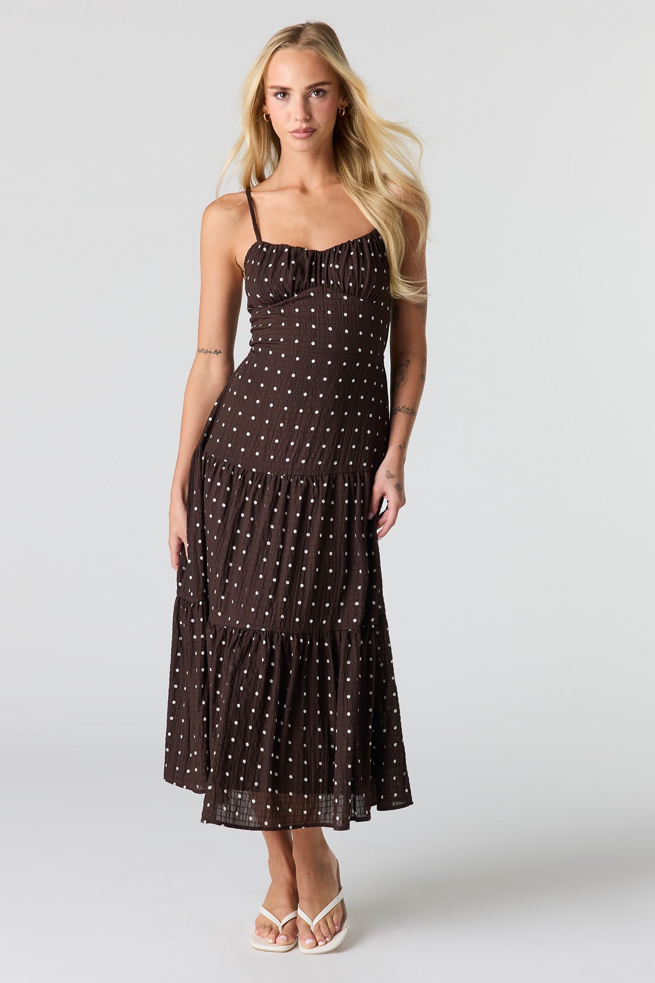Textured Sweetheart Midi Dress