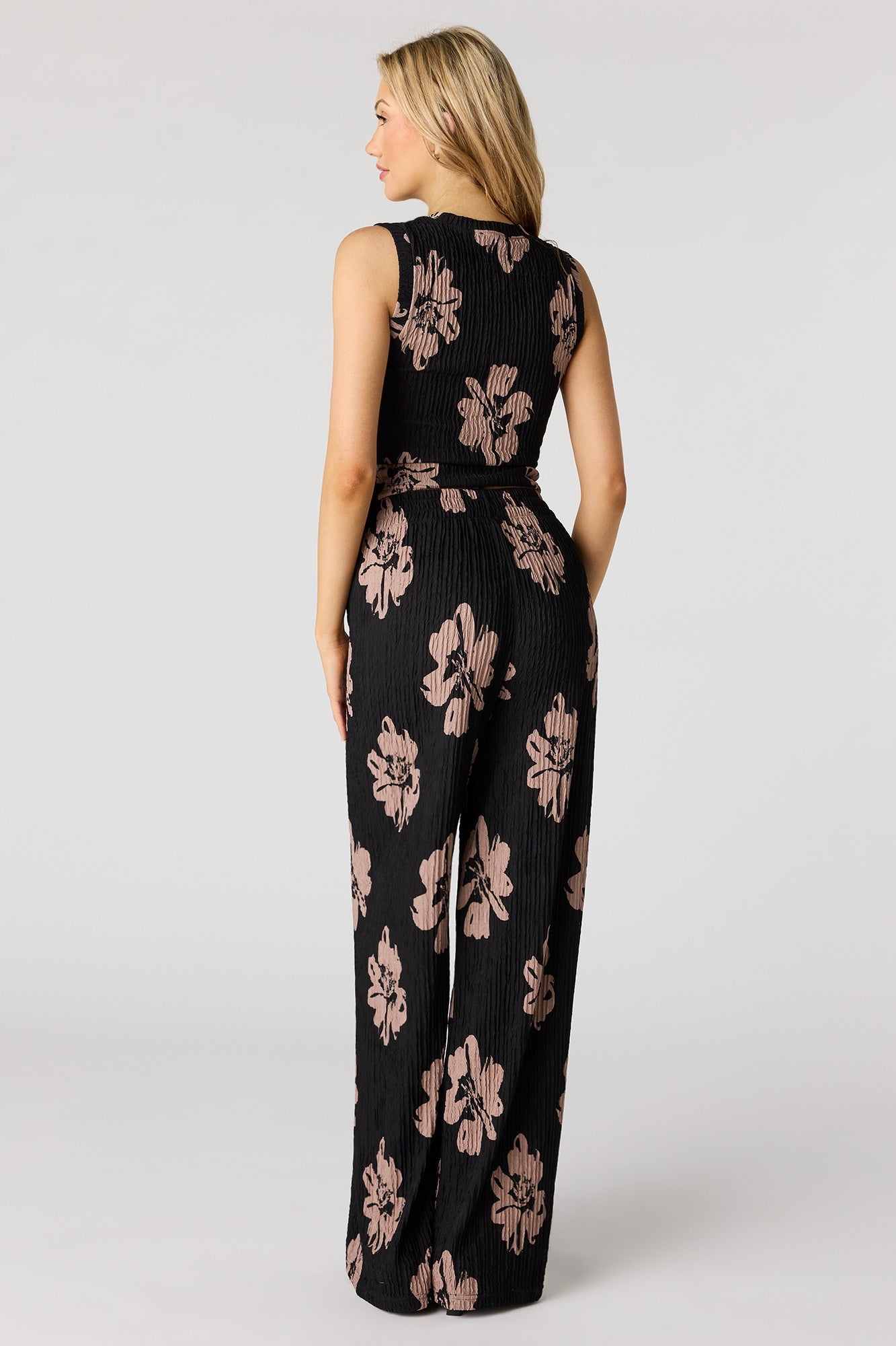 Textured Wide Leg Pant