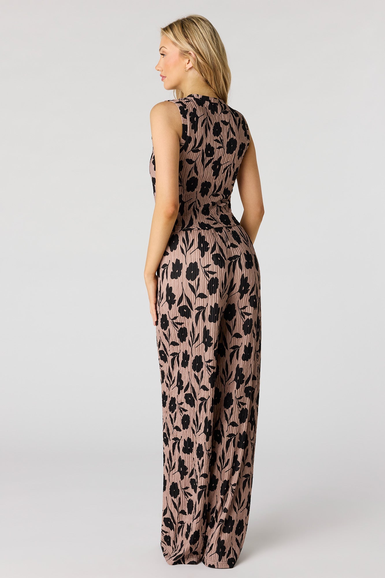 Textured Wide Leg Pant