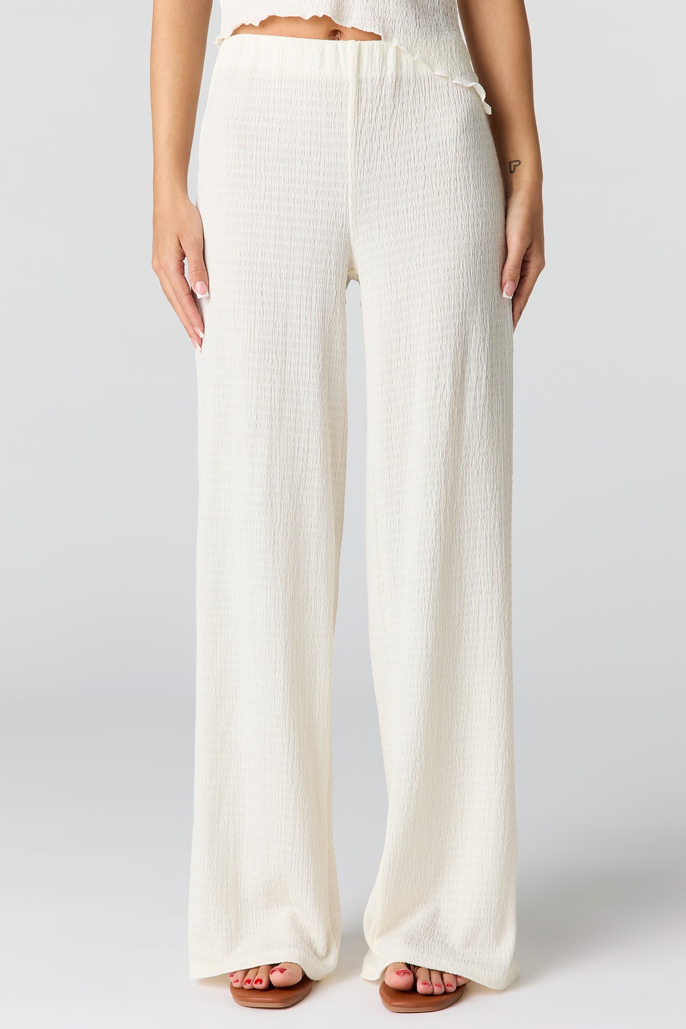 Textured Wide Leg Pant