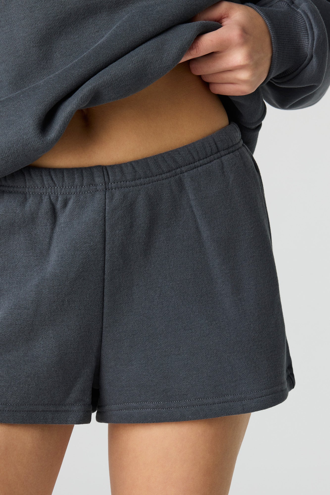 Luxe Fleece Short 2"