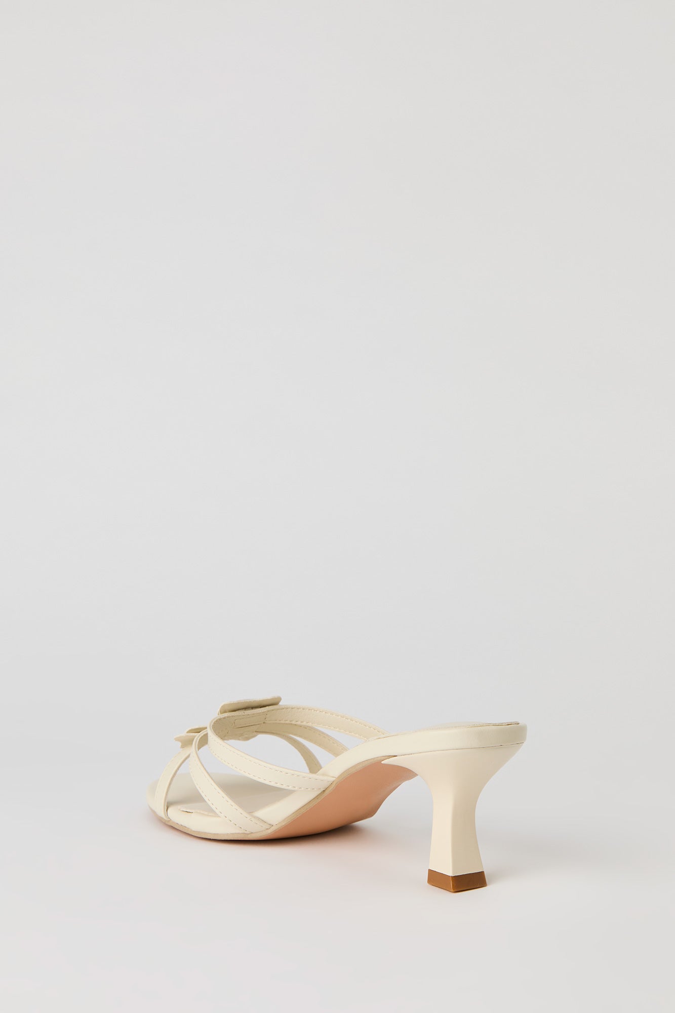 Faux Leather Flower Strappy Kitten Heel