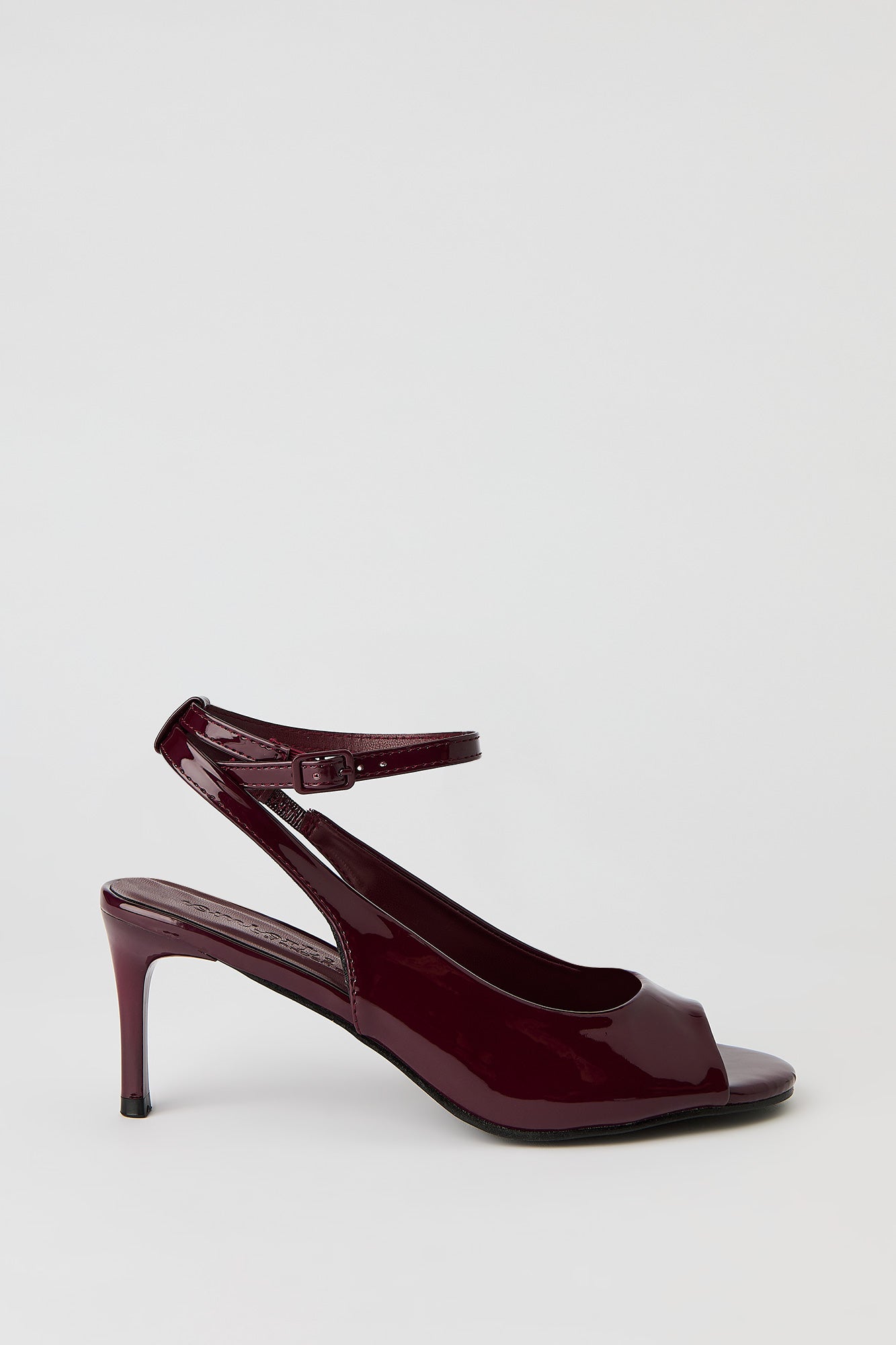 Slingback Kitten Heel