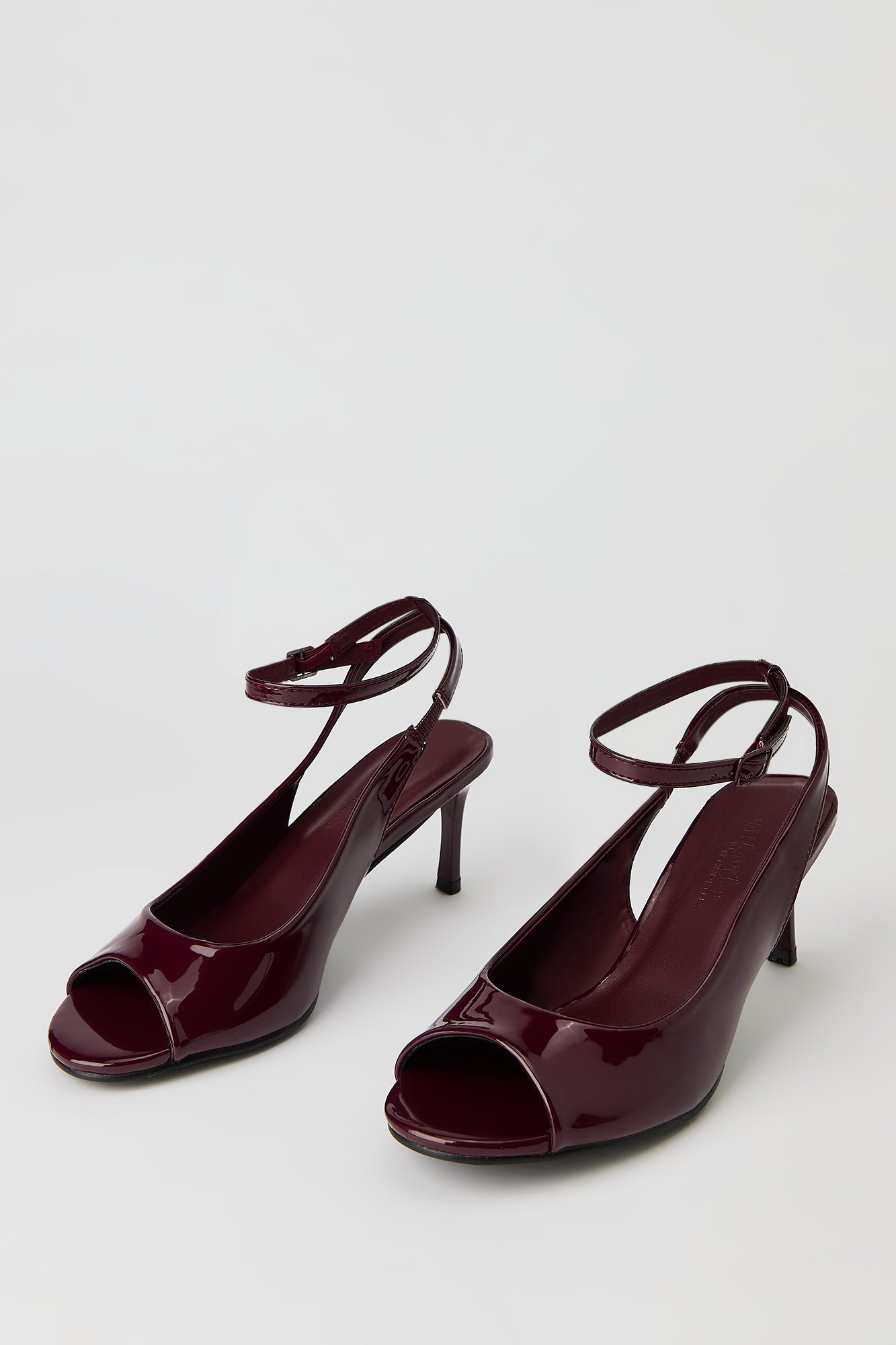 Slingback Kitten Heel