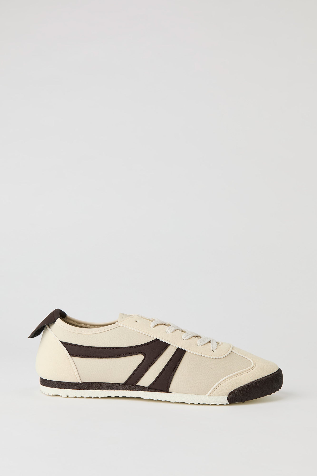 Retro Sneaker