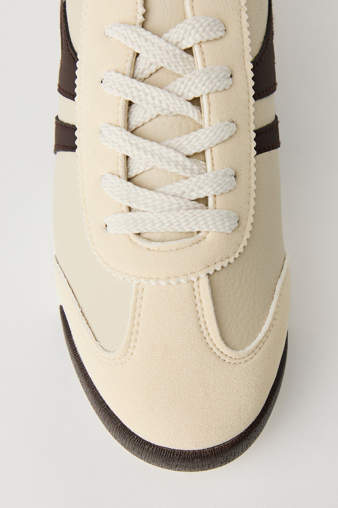 Retro Sneaker