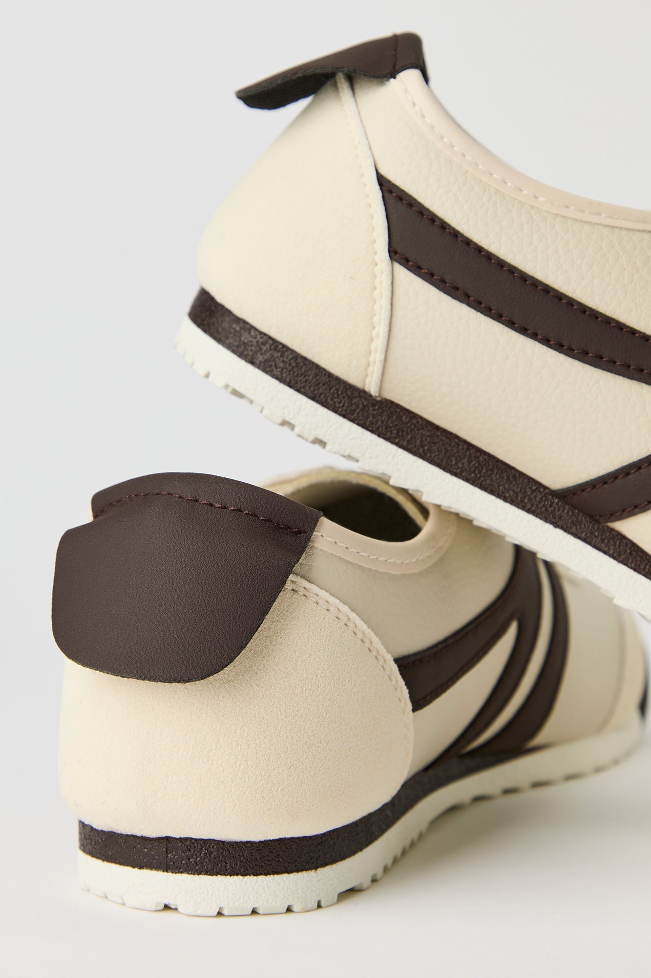 Retro Sneaker