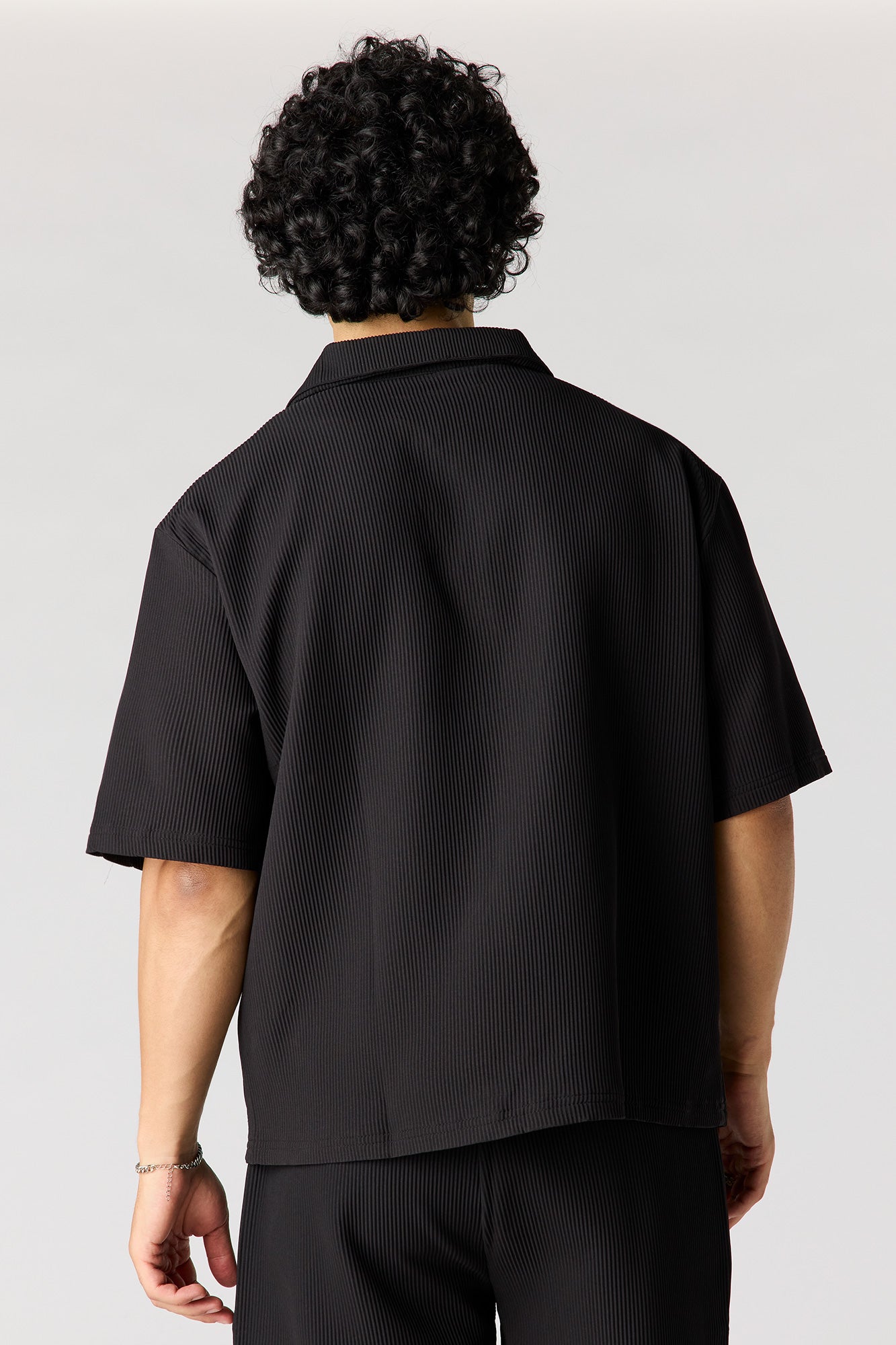 Textured Button-Up Collared Boxy Top