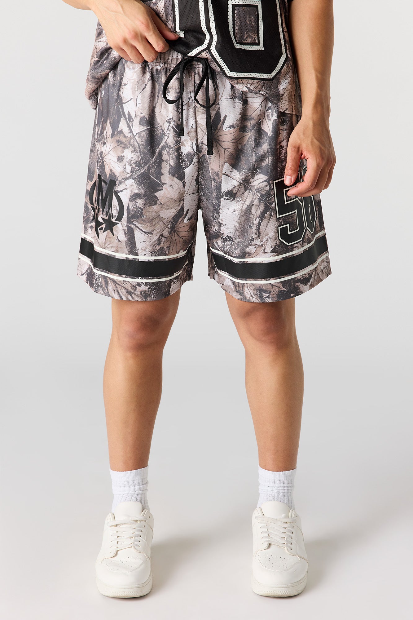 Mesh Graphic Short
