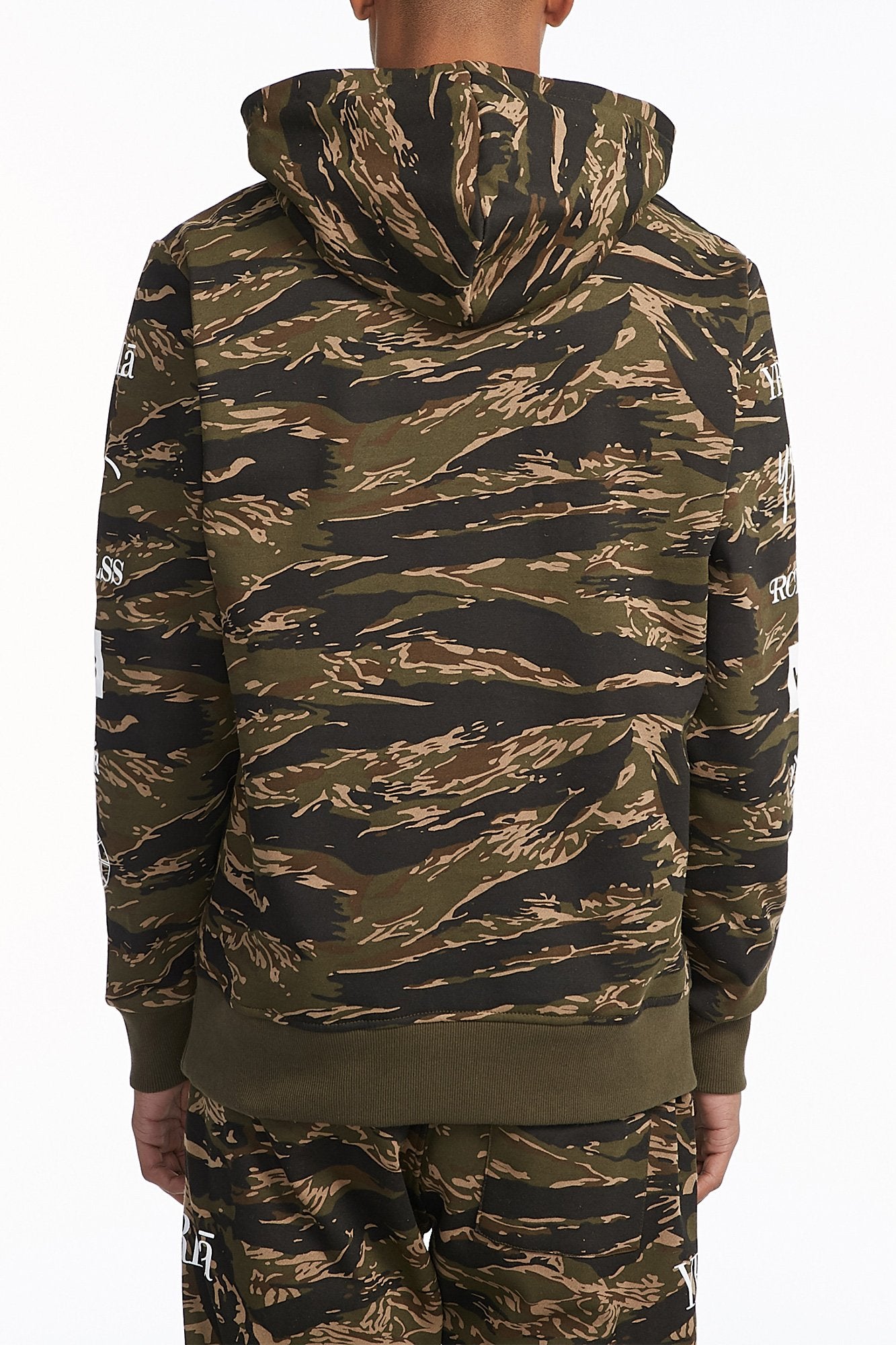 CAMOUFLAGE